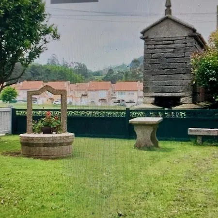 ゲストハウス Restaurante Cerqueiro Laracha